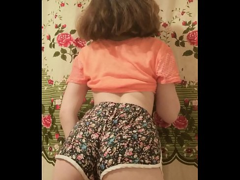 ❤️ orok ngora seksi stripping off kolor nya dina kaméra vk porno di urang ❤